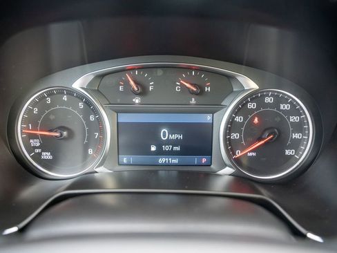 Used 2025 Chevrolet Blazer LT image 23