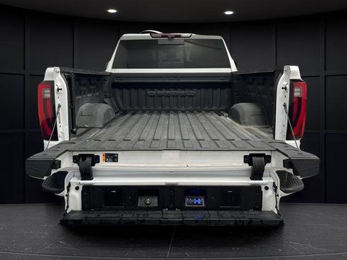 Used 2024 GMC Sierra 2500 Denali Ultimate AWD/4WD image 39