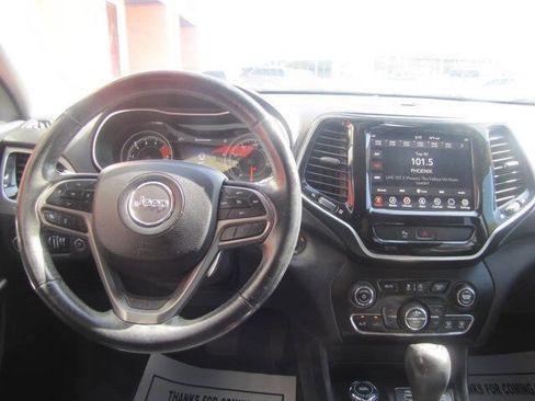 Used 2019 Jeep Cherokee Limited image 20