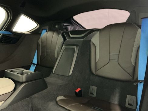 Used 2015 BMW i8 image 23