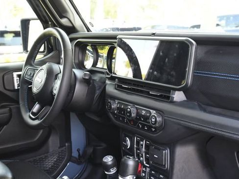 Used 2024 Jeep Wrangler Unlimited Rubicon 4xe w/ Technology Group image 30