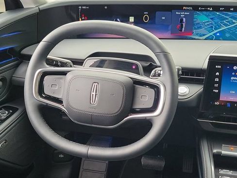 Certified 2026 Lincoln Nautilus Reserve w/ Jet Appearance Package AWD/4WD image 19