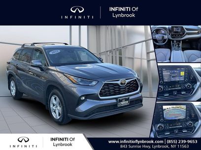 Used 2022 Toyota Highlander LE