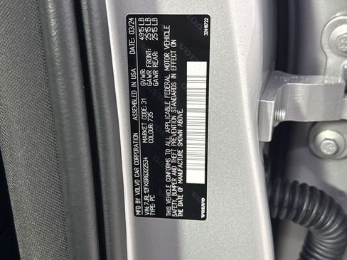 Used 2024 Volvo S60 B5 Core FWD image 42