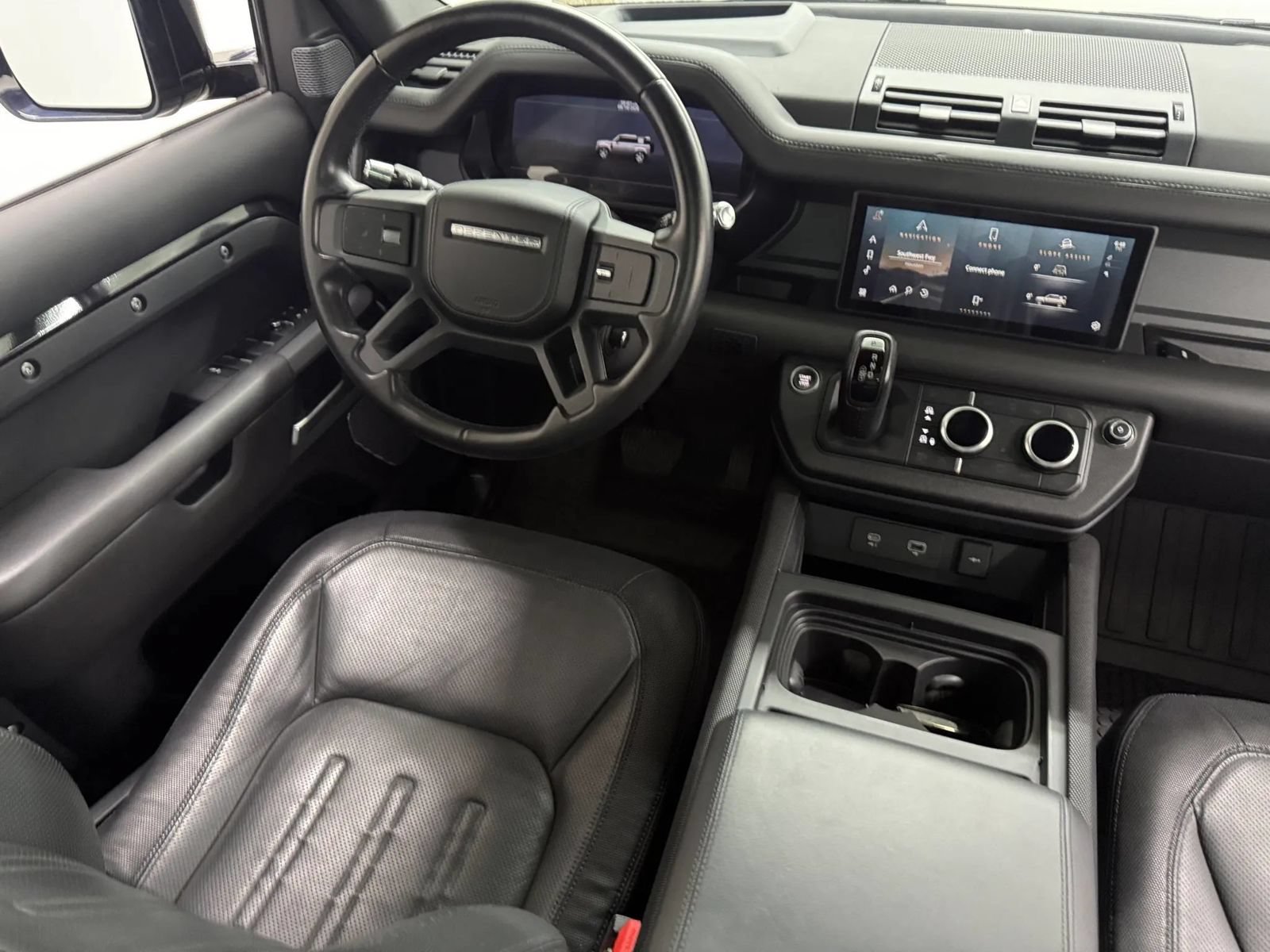 Used 2021 Land Rover Defender 110 X-Dynamic HSE AWD/4WD image 8