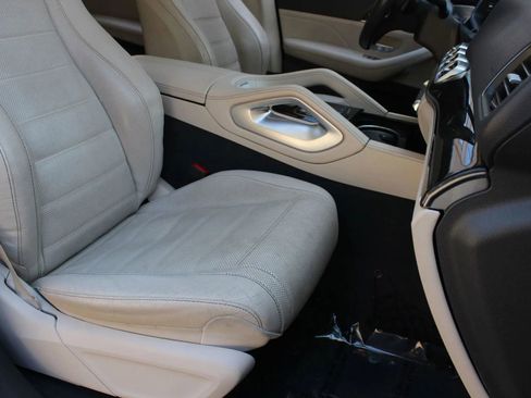 Used 2020 Mercedes-Benz GLE 350 4MATIC image 33