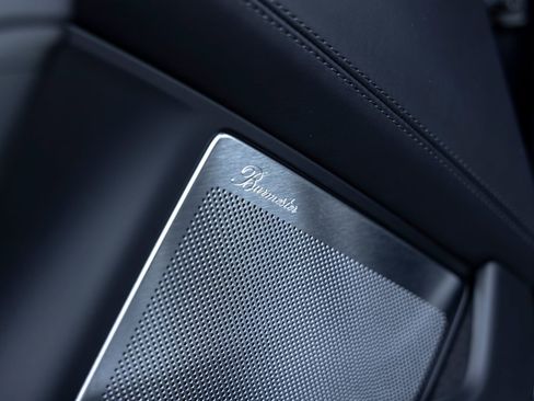 Certified 2022 Porsche 911 Carrera RWD image 24