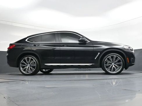 Used 2025 BMW X4 xDrive30i w/ Premium Package image 30