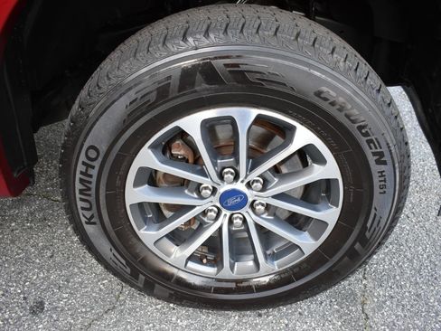 Used 2019 Ford F150 Lariat w/ Equipment Group 502A Luxury image 33