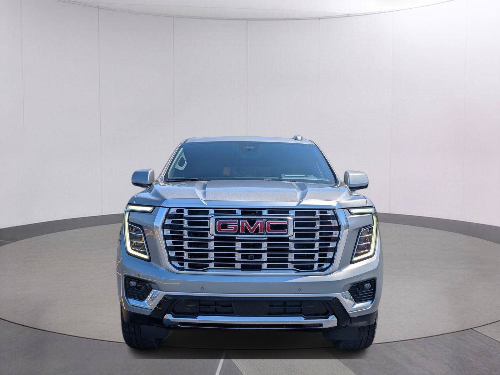 New 2026 GMC Yukon Denali w/ Denali Reserve Package AWD/4WD image 8