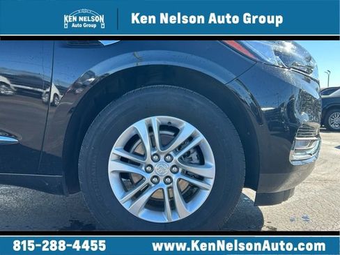 Used 2021 Buick Enclave Essence w/ Sound and Sites Package image 16