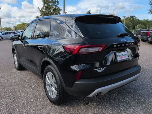 Used 2025 Ford Escape Active AWD/4WD image 4