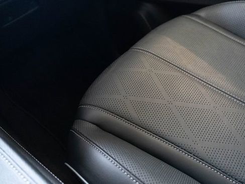 Used 2025 INFINITI QX80 Sensory AWD/4WD image 41