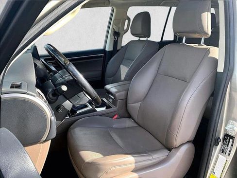 Used 2023 Lexus GX 460 Premium image 25