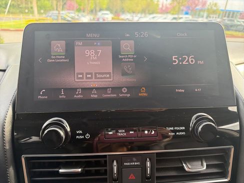 Used 2021 Nissan Armada SL AWD/4WD image 23