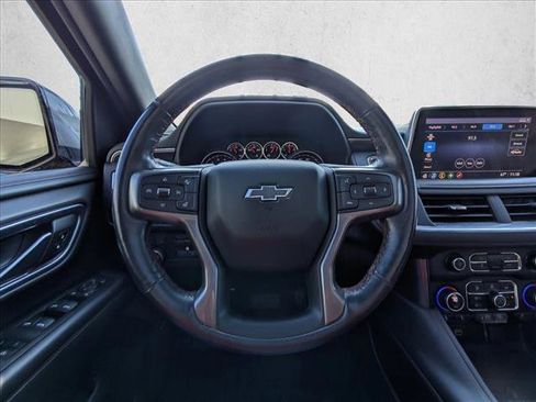 Used 2021 Chevrolet Suburban RST w/ Luxury Package image 10