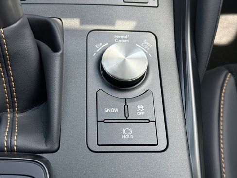 Used 2025 Lexus IS 500 RWD image 28