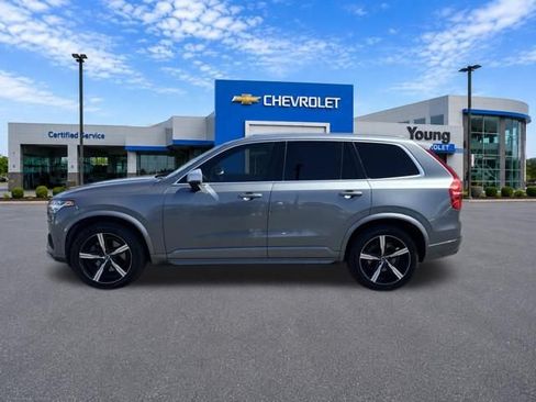 Used 2018 Volvo XC90 T6 R-Design w/ Convenience Package AWD/4WD image 4
