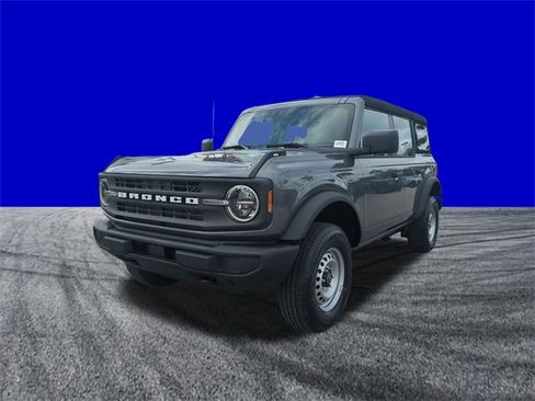 New 2025 Ford Bronco 4-Door image 8