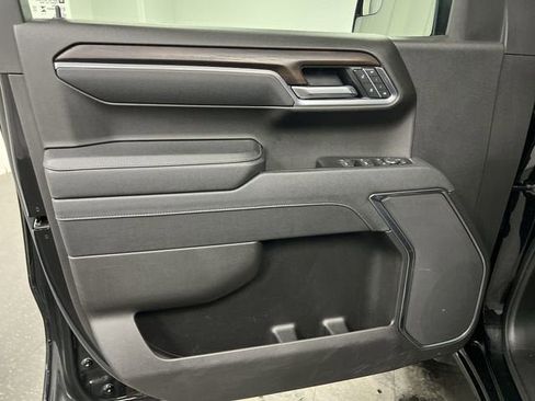 Used 2025 GMC Sierra 1500 SLT image 22