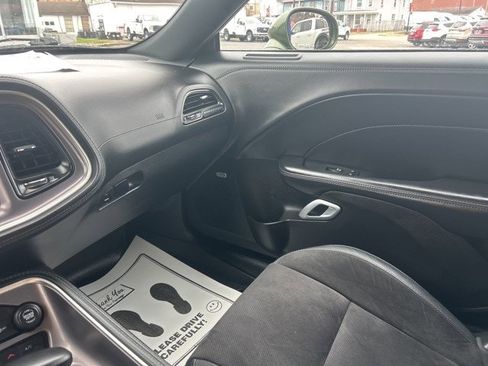 Used 2022 Dodge Challenger GT w/ Plus Package image 22