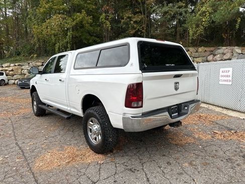 Used 2018 RAM 2500 SLT image 3