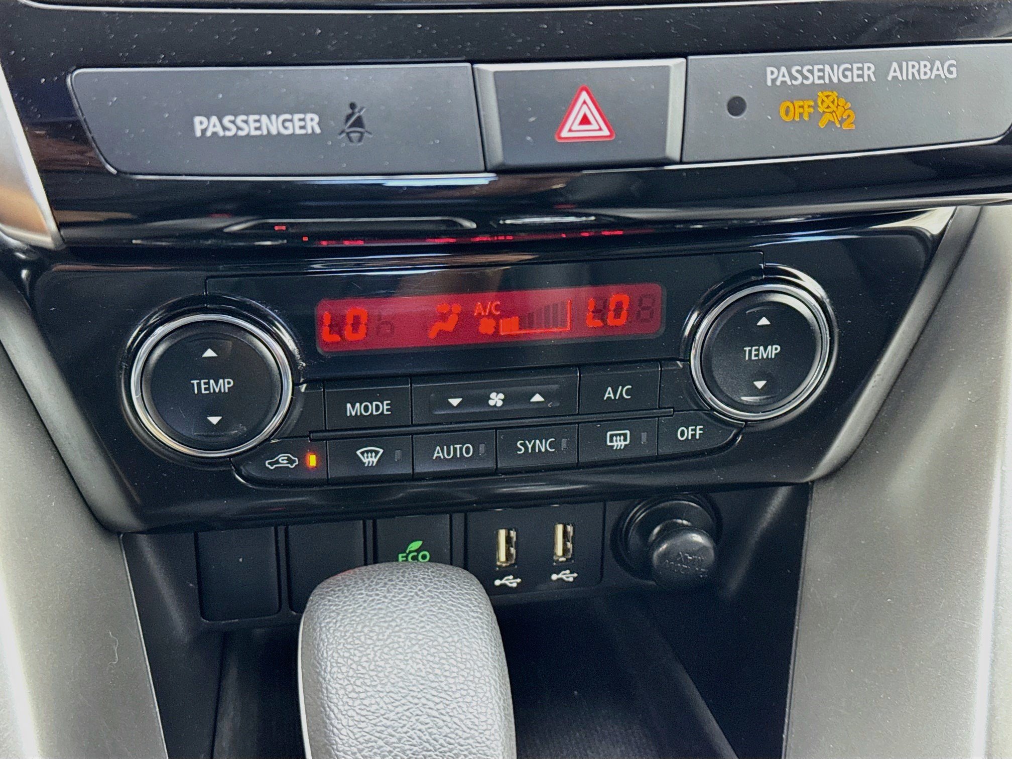 Used 2024 Mitsubishi Eclipse Cross SEL AWD/4WD image 12