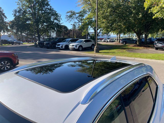 Used 2023 Buick Envision Avenir AWD/4WD image 9