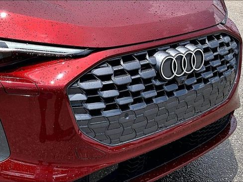 Certified 2025 Audi Q5 Premium Plus w/ Premium Plus AWD/4WD image 11