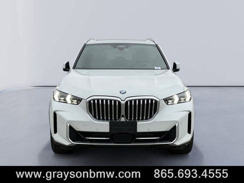 Used 2024 BMW X5 xDrive40i image 8