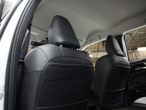 New 2025 Mitsubishi Outlander SE image 23