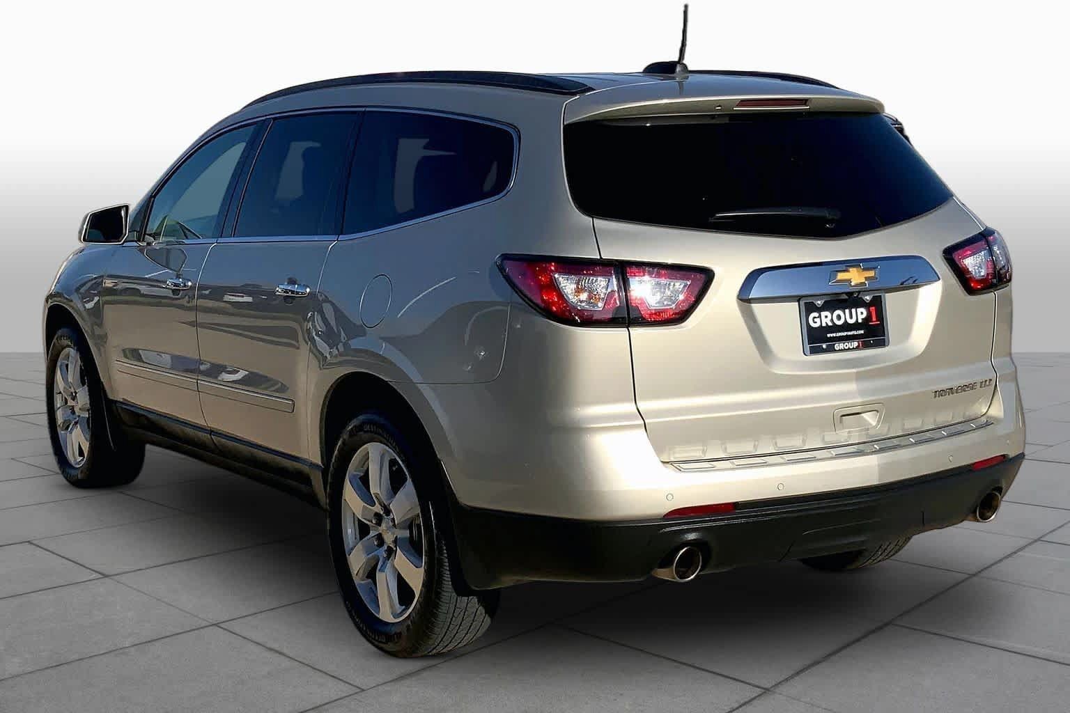 Used 2016 Chevrolet Traverse LTZ FWD image 11