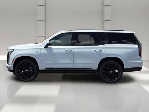 Used 2026 Cadillac Escalade Platinum Sport w/ LPO, ONYX Package AWD/4WD image 2