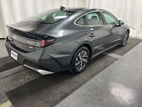 New 2026 Hyundai Sonata Blue FWD image 4