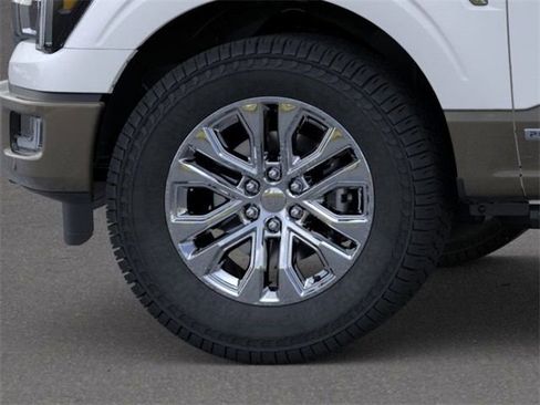 New 2025 Ford F150 King Ranch w/ FX4 Off-Road Package image 19