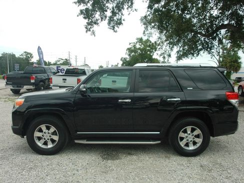 Used 2010 Toyota 4Runner SR5 RWD image 8