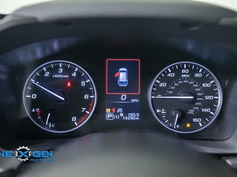 Used 2024 Subaru Crosstrek 2.0i Premium AWD/4WD image 18