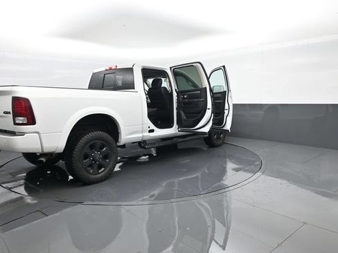 Used 2018 RAM 2500 Laramie w/ Sport Appearance Group AWD/4WD image 29