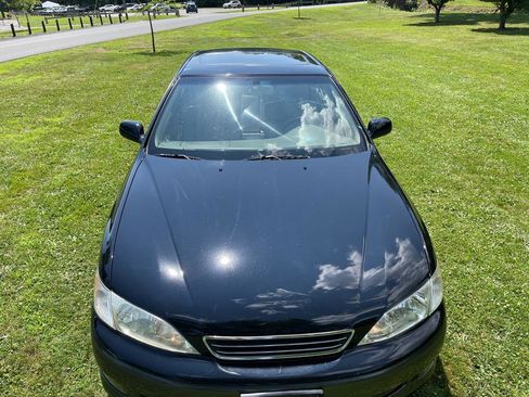 Used 2001 Lexus ES 330 image 4