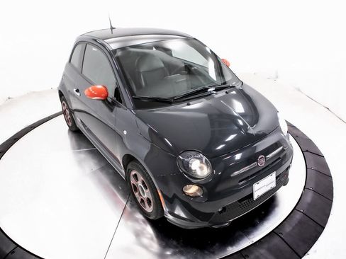 Used 2018 FIAT 500 e w/ Esport Package image 33