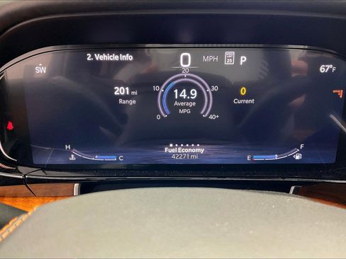 Used 2023 Jeep Grand Wagoneer Series III image 22