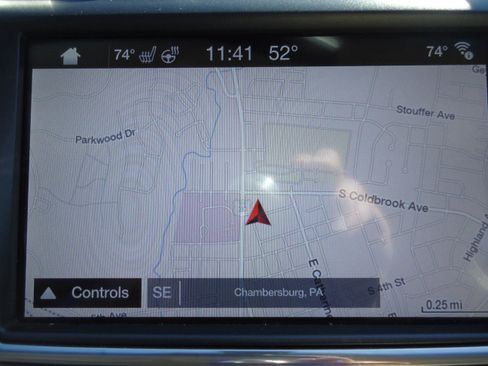 Used 2017 Lincoln MKX Select w/ Select Plus Package image 18