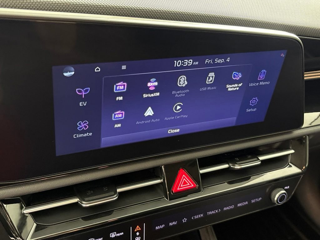 Used 2025 Kia Niro Wind FWD image 41