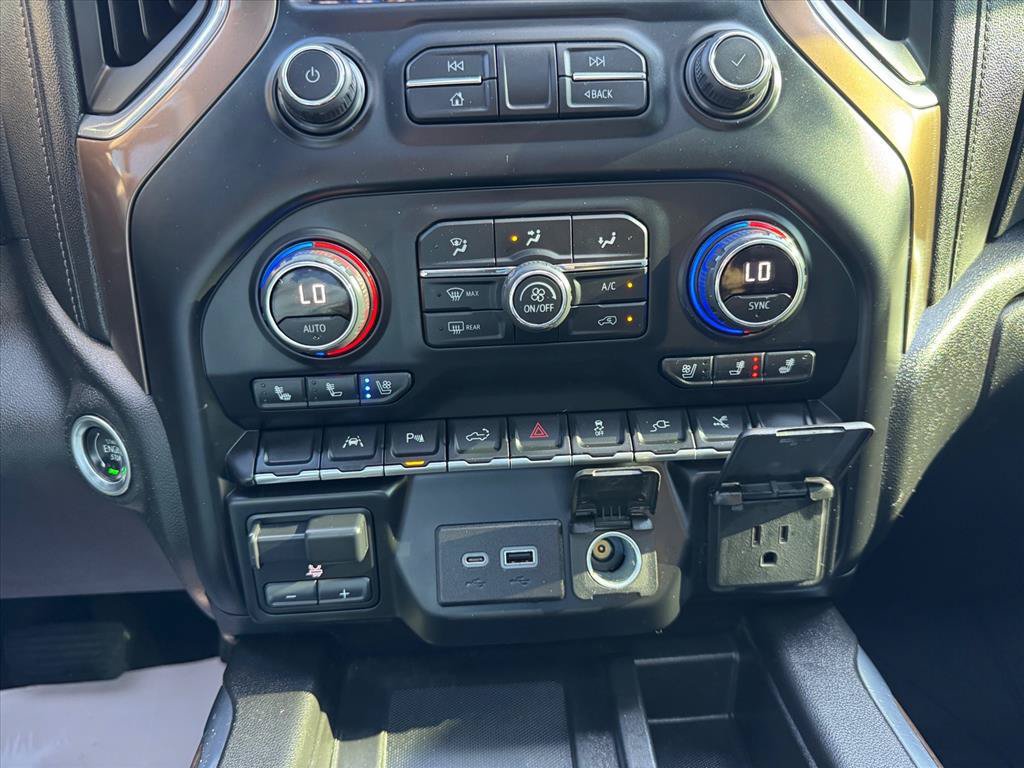 Used 2022 Chevrolet Silverado 1500 High Country w/ LPO, Dark Essentials Package AWD/4WD image 20
