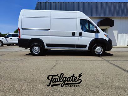 Used 2024 RAM ProMaster 2500 w/ Convenience Group