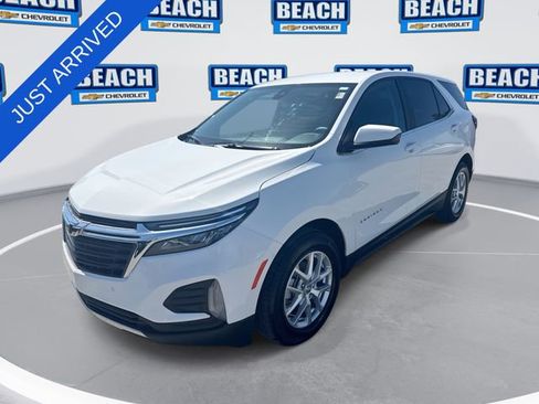 Used 2024 Chevrolet Equinox LT FWD image 1