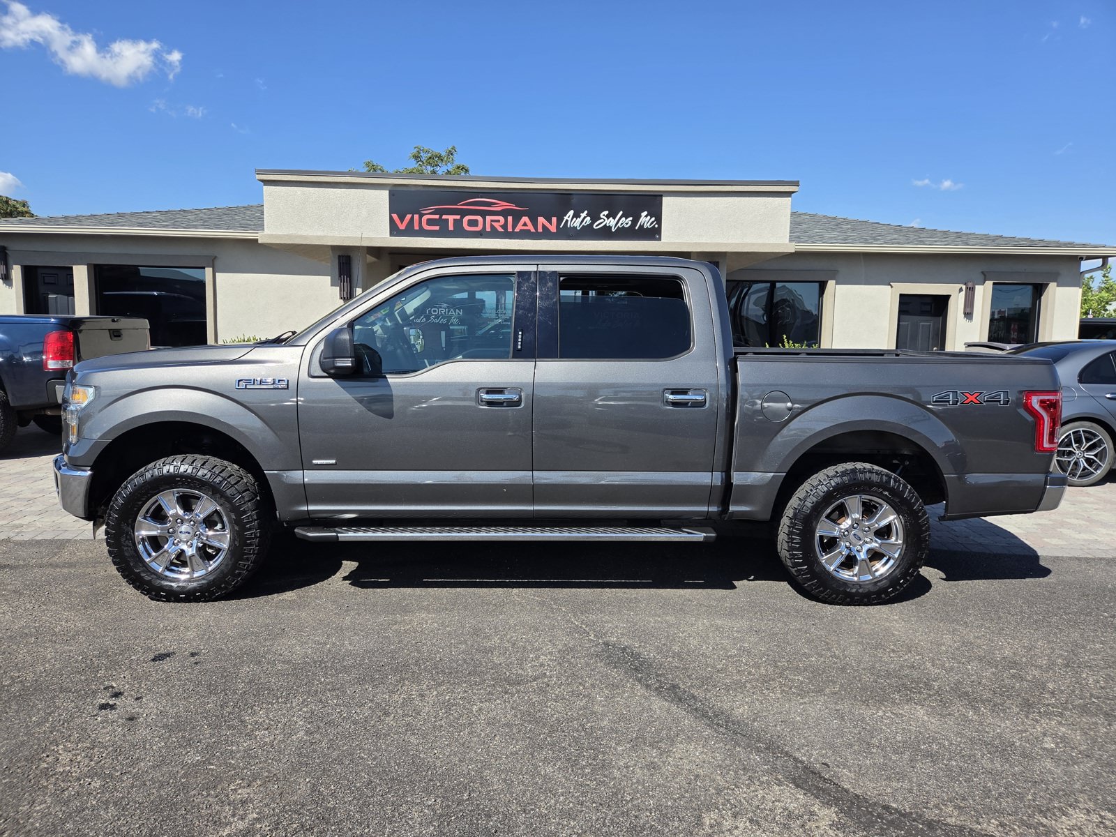 Used 2016 Ford F150 XLT w/ Equipment Group 302A Luxury AWD/4WD image 3