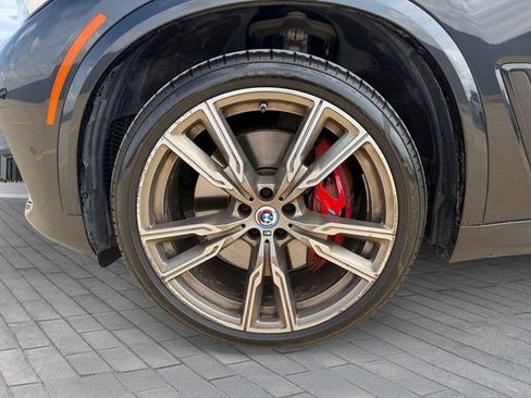 Used 2023 BMW X5 M50i w/ Parking Assistance Package AWD/4WD image 9