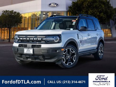 Certified 2024 Ford Bronco Sport Outer Banks w/ Tech Package AWD/4WD image 1