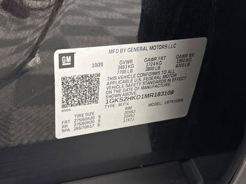 Used 2021 GMC Yukon XL AT4 w/ Rear Media and Nav Package image 38